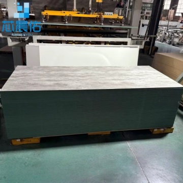 Import High Quality 18mm Moistureproof Green Hdhmr Board