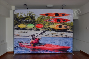 Straight portable tradeshow displays