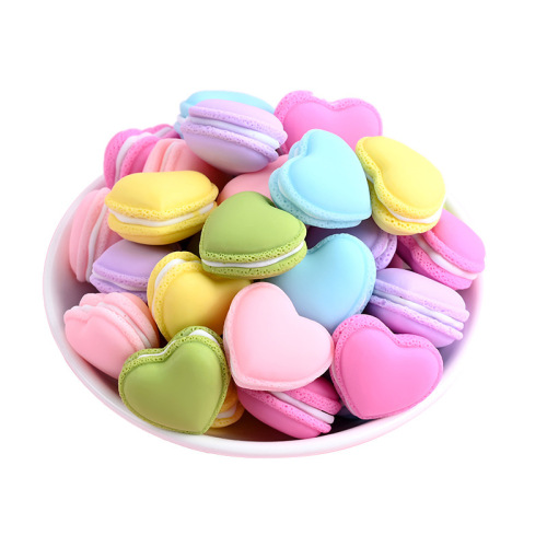 Artificial Resin Heart Macarons Flatback Charms Simulation Food Beads For Kids Doll House Παίξτε Παιχνίδια DIY Κοσμήματα