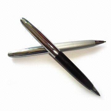 Plastic or Metal Ballpoint Pens, Suitable for School Students and Office Workers