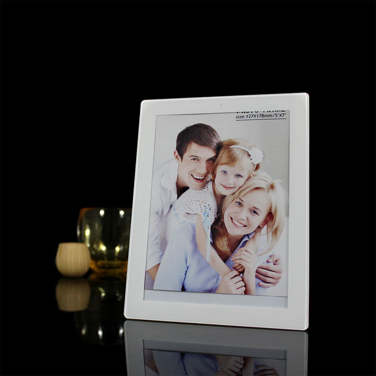 Electronic Photo Frame