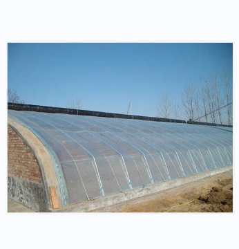Large Span Solar Energy Saving Passive Tomato Greenhouse with Soilless Culture