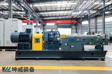 Glass fiber compounding machine