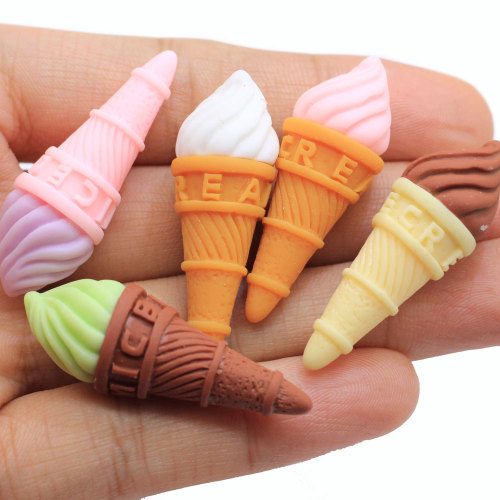 Großhandel Sweet Ice Cream Cone Harz Flatback Cabochon Charms 3D-Eis-Simulation Lebensmittel Perlen für Schmuck