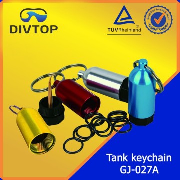 Key chain scuba diving oxygen accessory