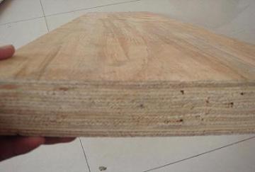 Longest 12m Pine Veneered LVL