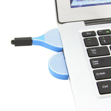 Chiavetta USB con racchetta in cartone di gomma