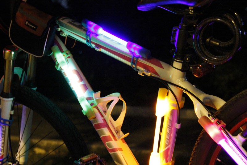 Super Flare Bicycle LED Light, Safety, Warning Hot Sales 360degree Bent