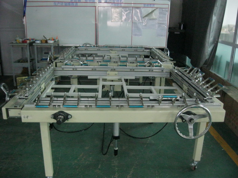 Mesh Stretching Machine