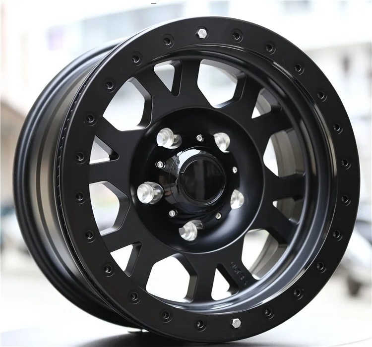 18-inch black beadlock & black ring