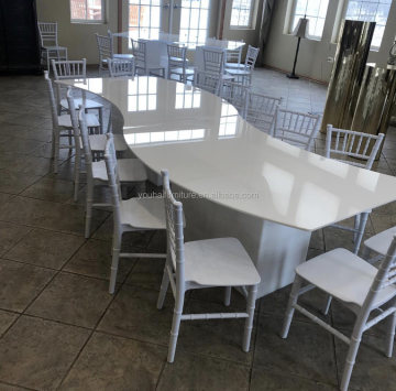 Acrylic White Serpentine Table for Kids' Parties