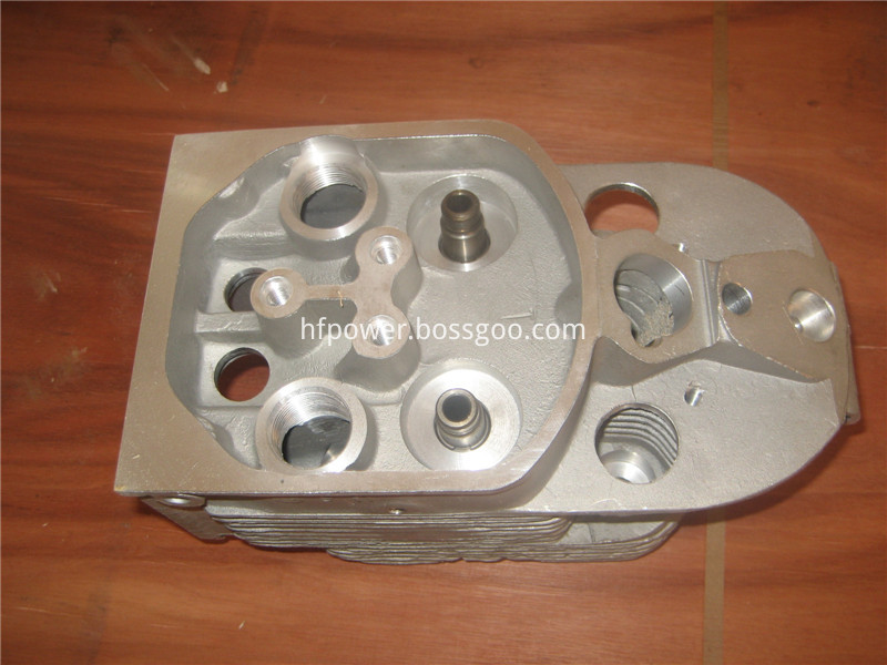 fl912 cylinder head