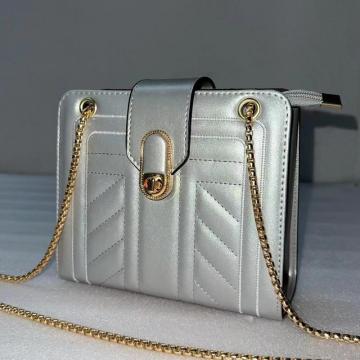 Sleek Women's Crossbody Bags Wallets