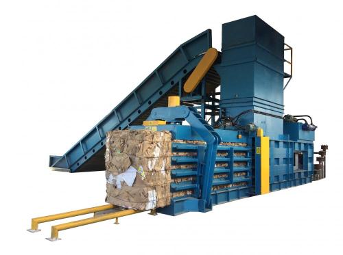 Fully automatic horizontal baling machine with conveyor