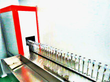 Automatic plaster spraying machine