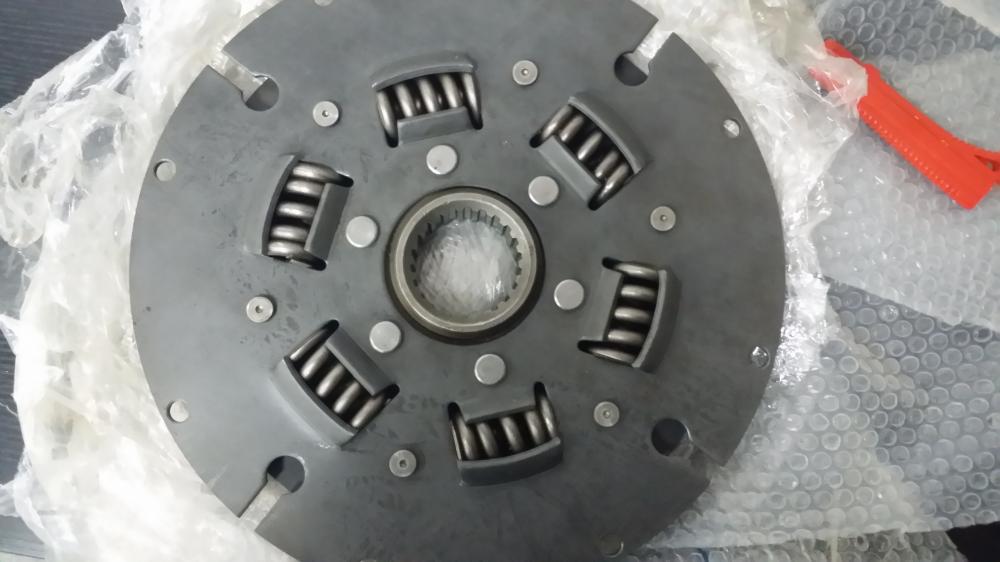 D65PX-15 Damper Disc Ass&#39;y 134-12-61131 komatsu بلدوزر أجزاء