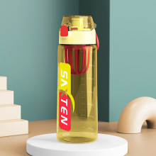 Fashion simple design plastic drinking bottle 780ml