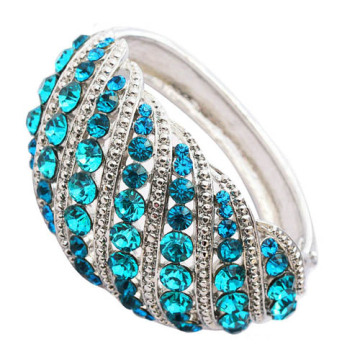 Classical silver bangle with sparkling CZ diamond bangles for women3