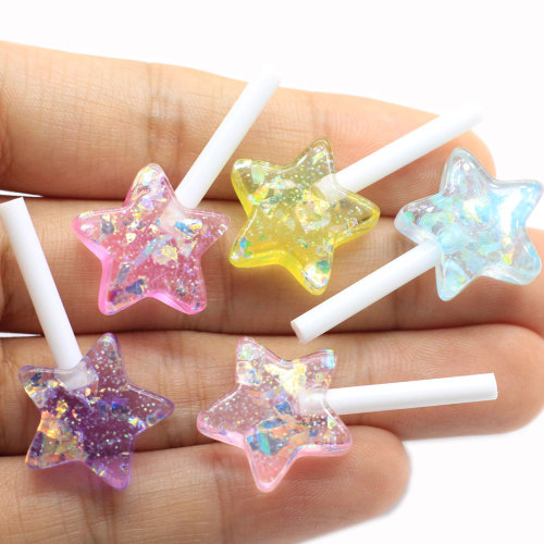 Fornitura di produzione Mini glitter all&#39;interno di mini cabochon in resina a forma di stella Charms carini per bambini Ornamenti per camera spaziatore giocattolo fai-da-te