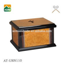 luxury pet cremation urn supplier