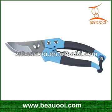 Hand tree pruner