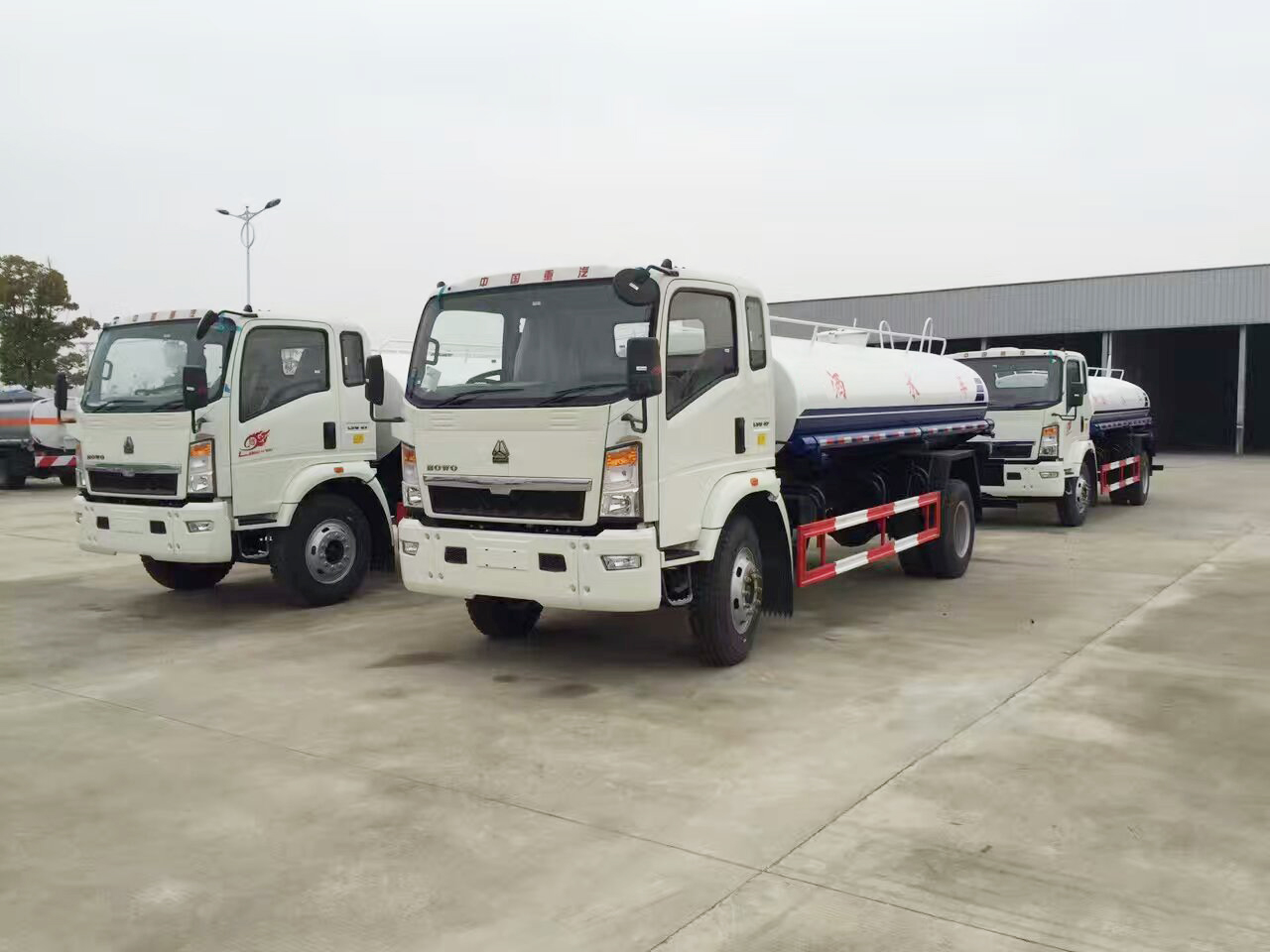 water tanker truck lorry