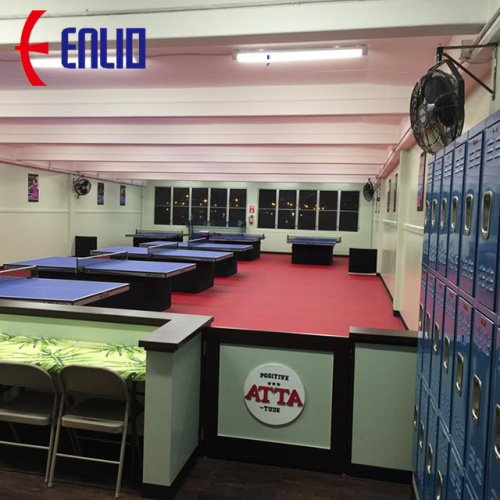 Andar da quadra de tênis de mesa ITTF