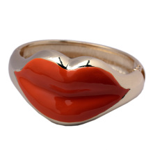 Latest Red Lips Engraved Stainless Steel Magnetic Bracelet