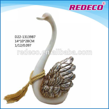 Resin swan figurine wholesale