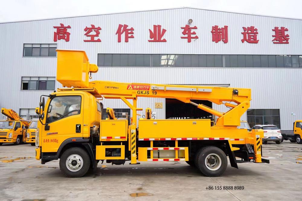 Sinotruk Howo Insulated Arm Aerial Work Truck 9 Jpg