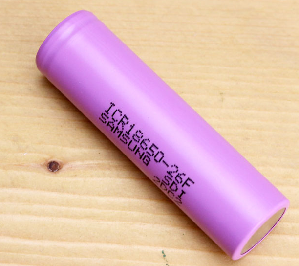 Lanterne Lampe de poche Batterie Samsung 26F 2600mAh (18650PPH)