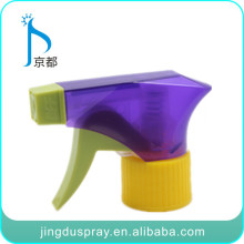 Small adjustable car valeting nozzle motorized trigger sprayer