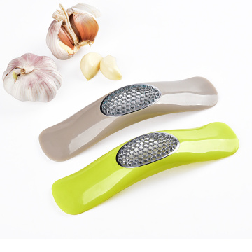 Amazon hot selling plastic garlic press stainless steel