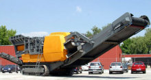 Mobile Crusher used for Quartz ore crushing in India