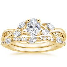 Luxurious Stackable Oval 18K Lab-Grown Diamond Ring