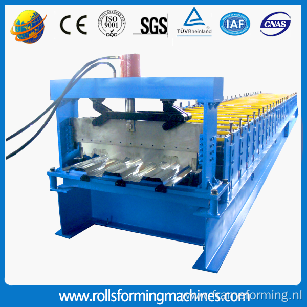 750mm wall panel forming machine