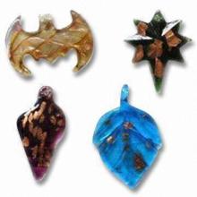 Pendants, Made of Lampworking, Available in Various Sizes and Designs