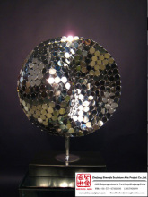 Kingly Stainless Steel Art