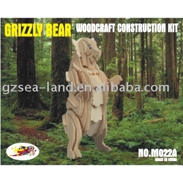 Wooden Grizzly Bear