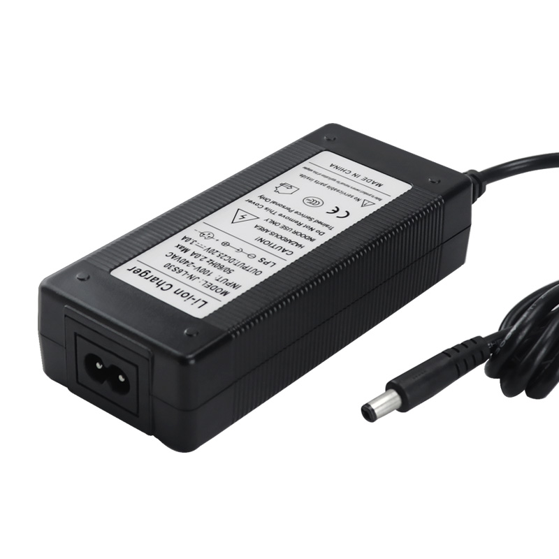 Chargeur de batterie au lithium 25.2V3A pour scooter 5.5 * 2.1mm E-Bike