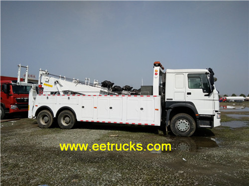 Sinotruk 10 Wheeler 25t Boom Crane Malori