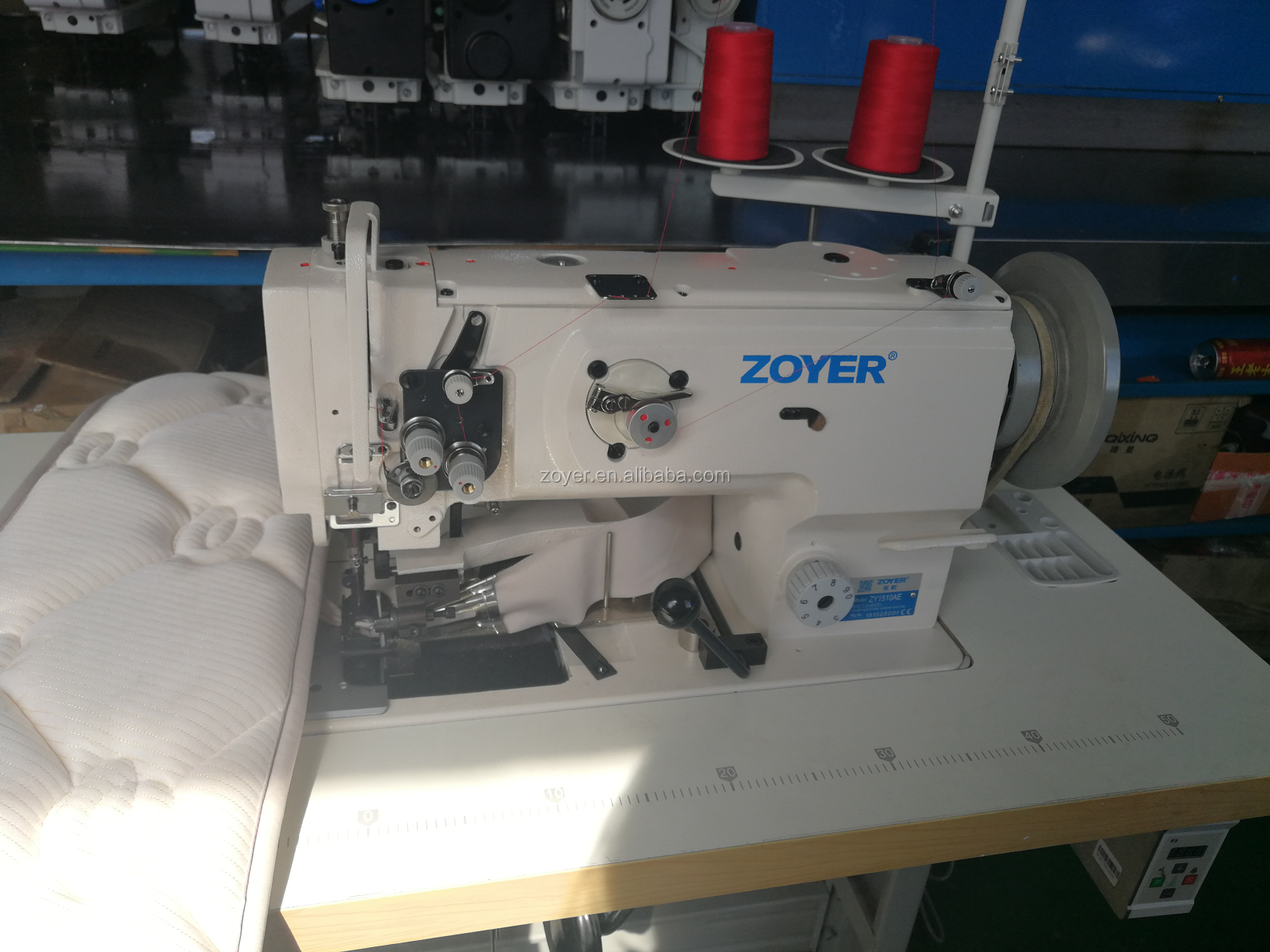 ZY1510AE Quilt hemming Single-needle compound feed three-synchronous Bedding cushions tatami machine