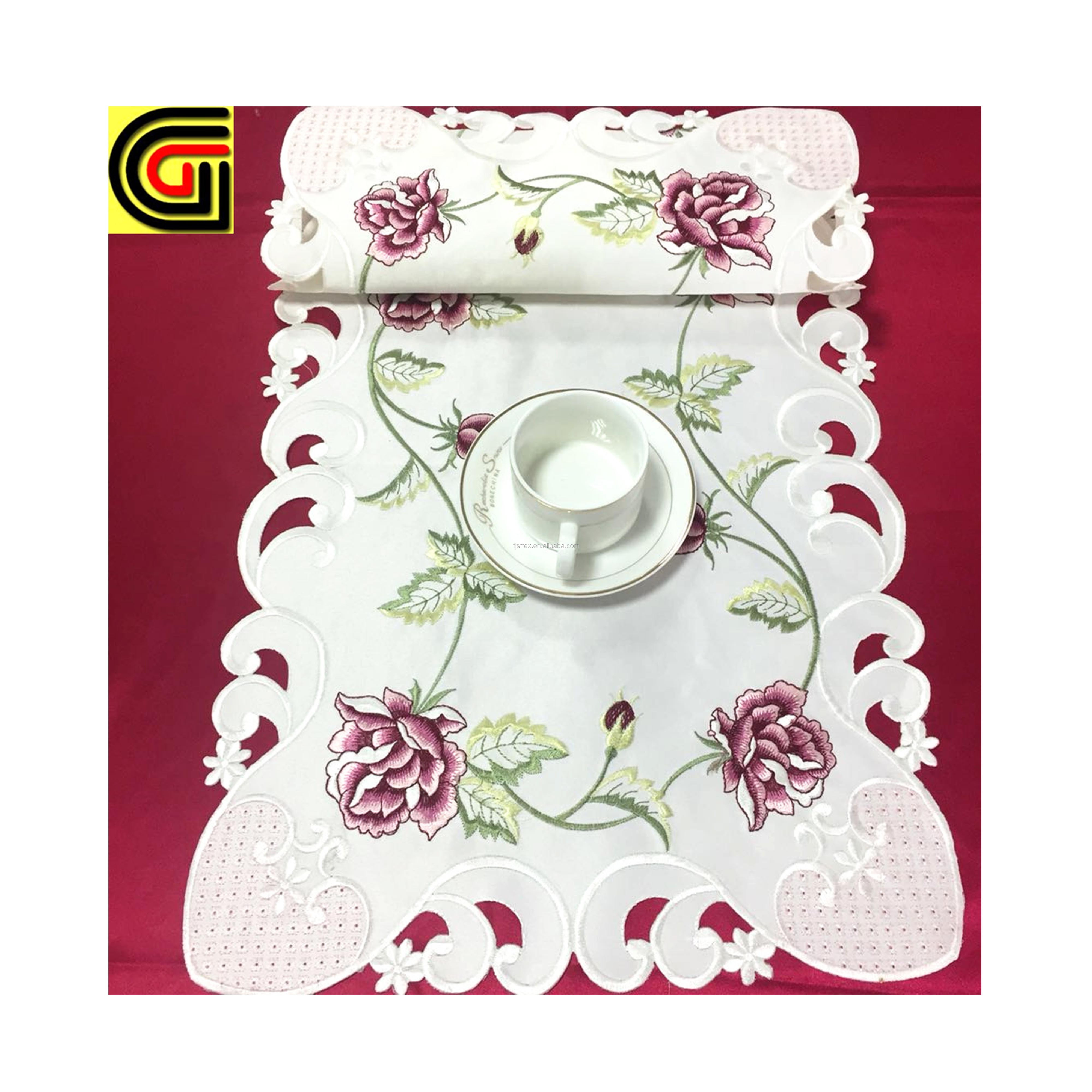 Elegant 100% Polyester Plain Embroidery Table Runner for Home Decoration Party or Wedding