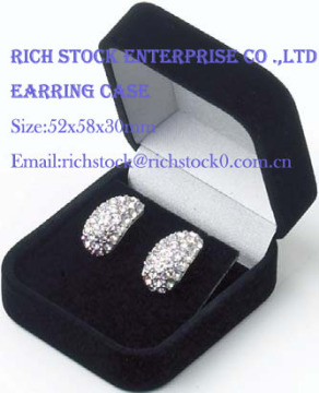 EARRING CASE