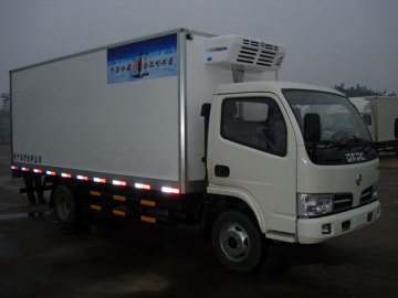 Dongfeng 4x2 Refrigerator Freezer Cargo Van