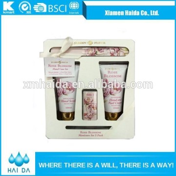 rose spa Bath & Body Works beauty product