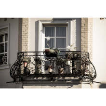 Classic Retro Luxury Villa Wrought Iron Patio Railing - Anti Rust Curved Metal Railing