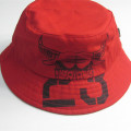 Cappello rosso della benna di stampa delle donne