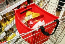 convenient recycled shopping bag hook into the shopping trolley