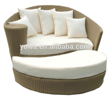 round rattan lounge with footstool